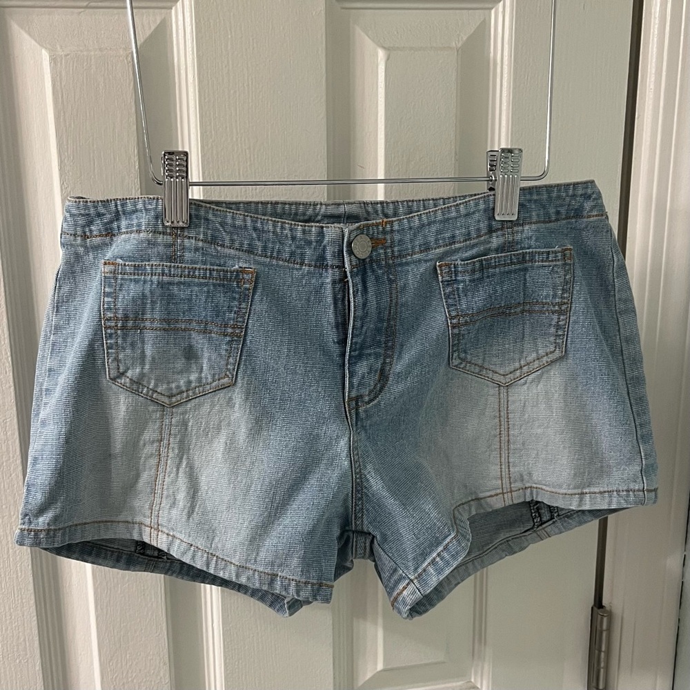 Y2K Vintage Size 9, Copper Key Blue Jean Shorts Casual Summer Style